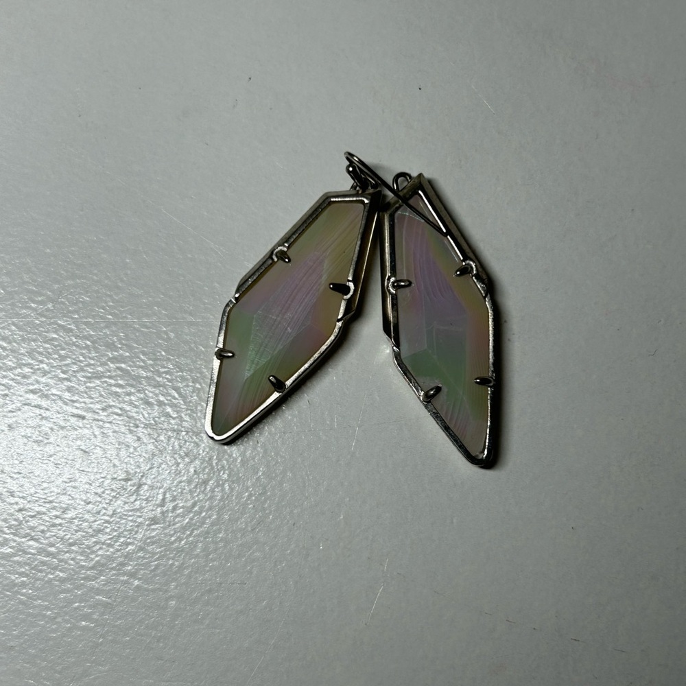 Kendra scott earrings